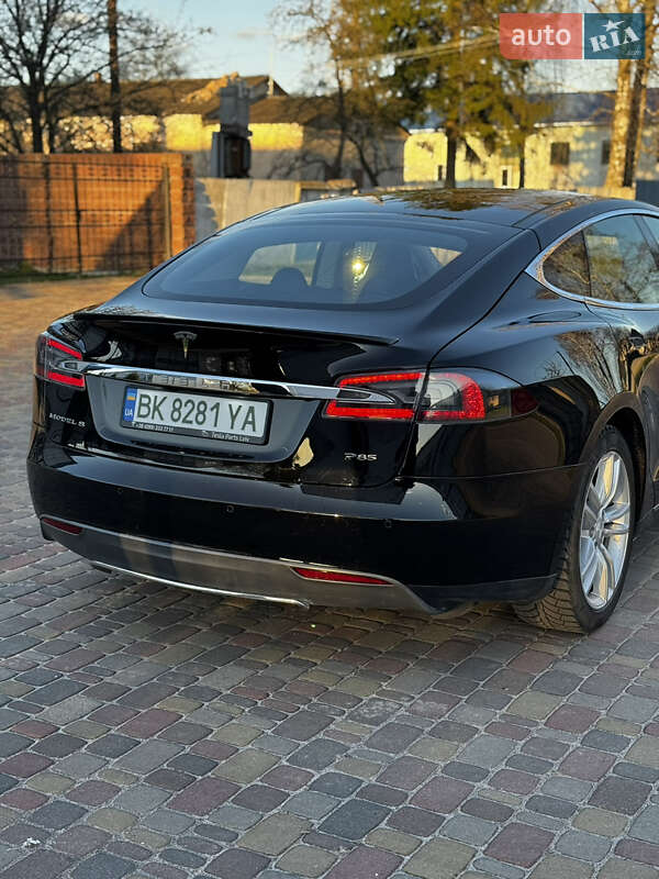 Tesla-39