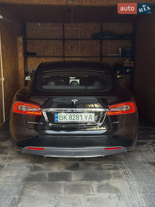 Tesla-9