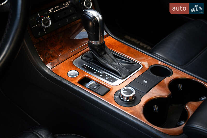 Volkswagen Touareg 2012