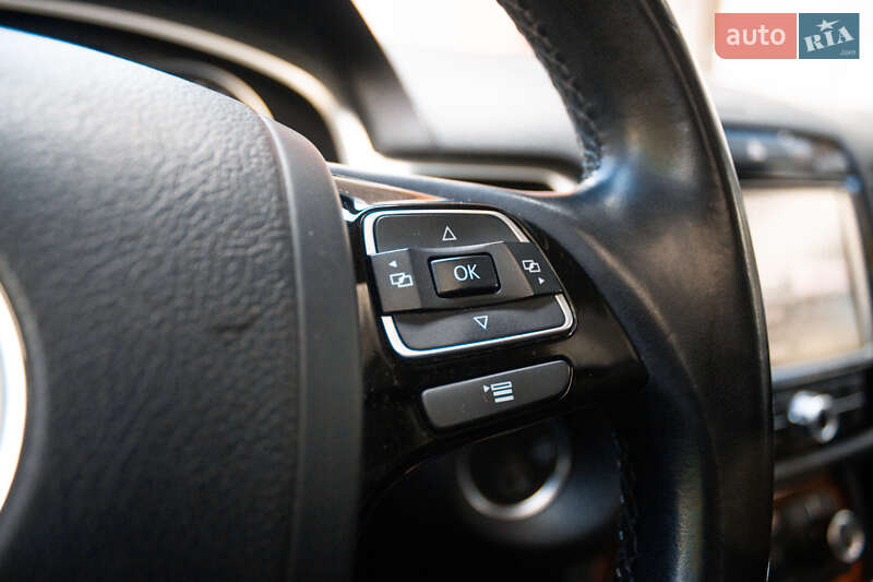 Volkswagen Touareg 2012