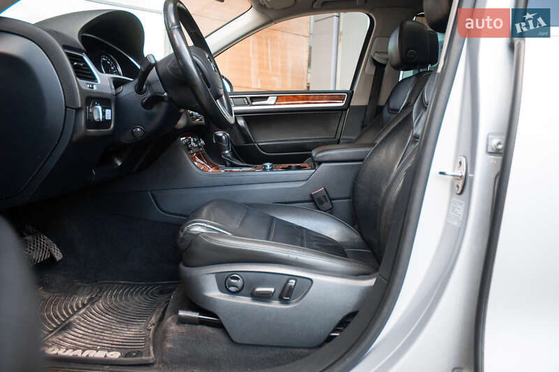 Volkswagen Touareg 2012