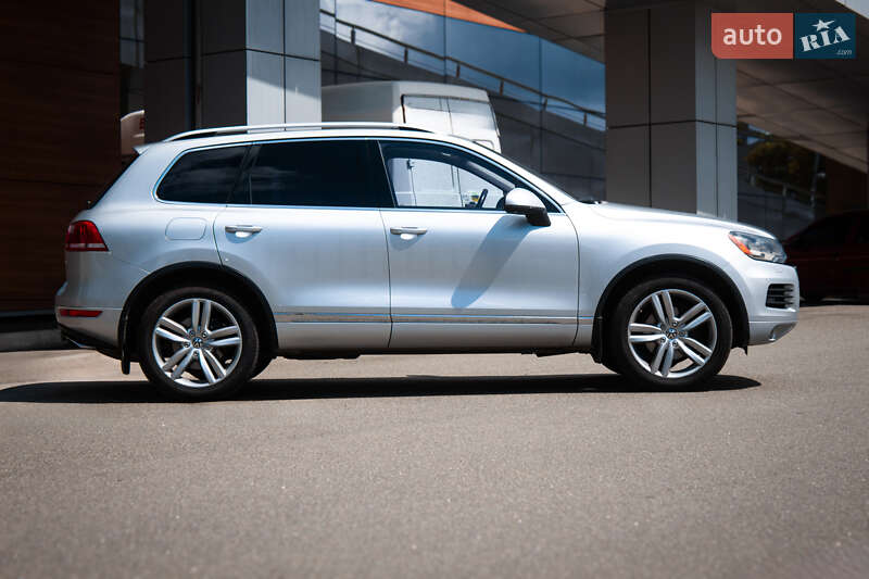 Volkswagen Touareg 2012