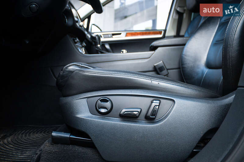 Volkswagen Touareg 2012