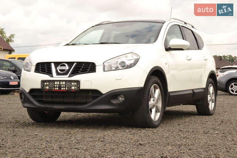 Nissan Qashqai+2 2012