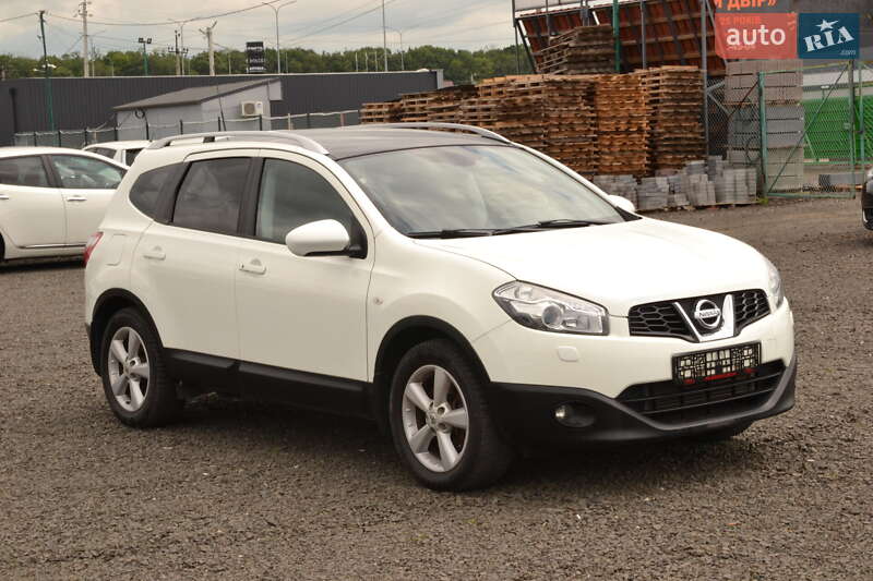 Nissan Qashqai+2 2012
