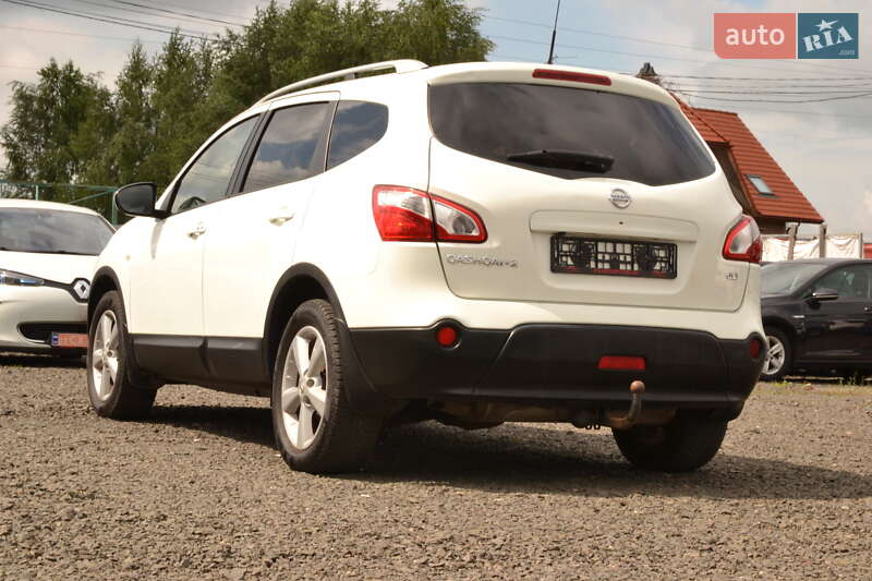 Nissan Qashqai+2 2012