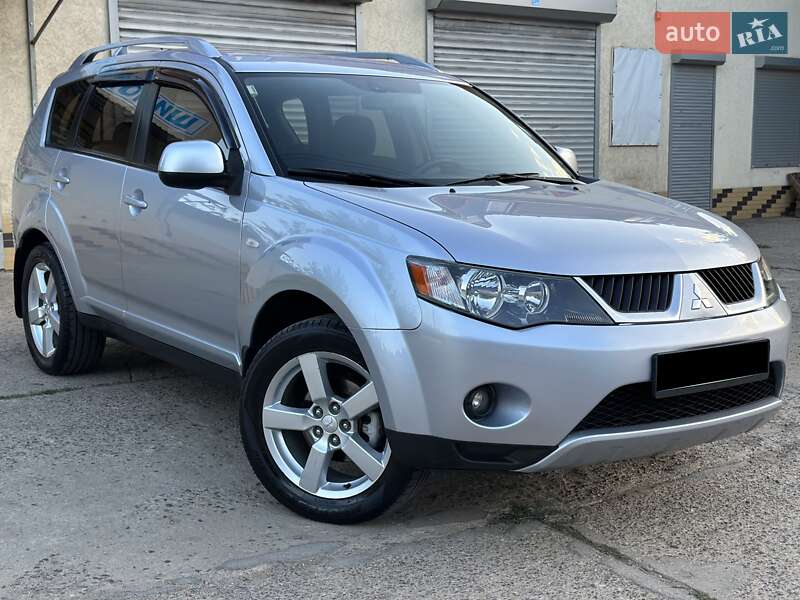 Mitsubishi Outlander 2008