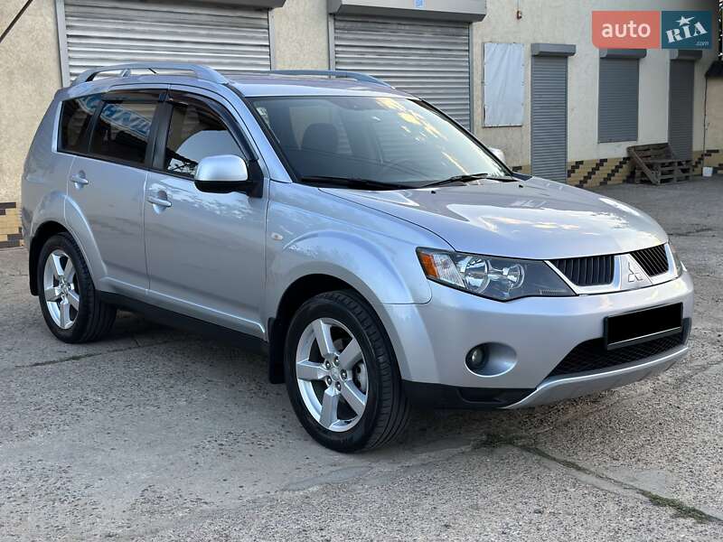 Mitsubishi Outlander 2008