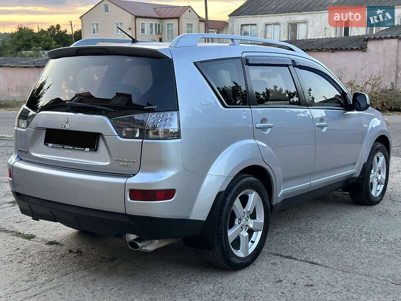 Mitsubishi Outlander 2008