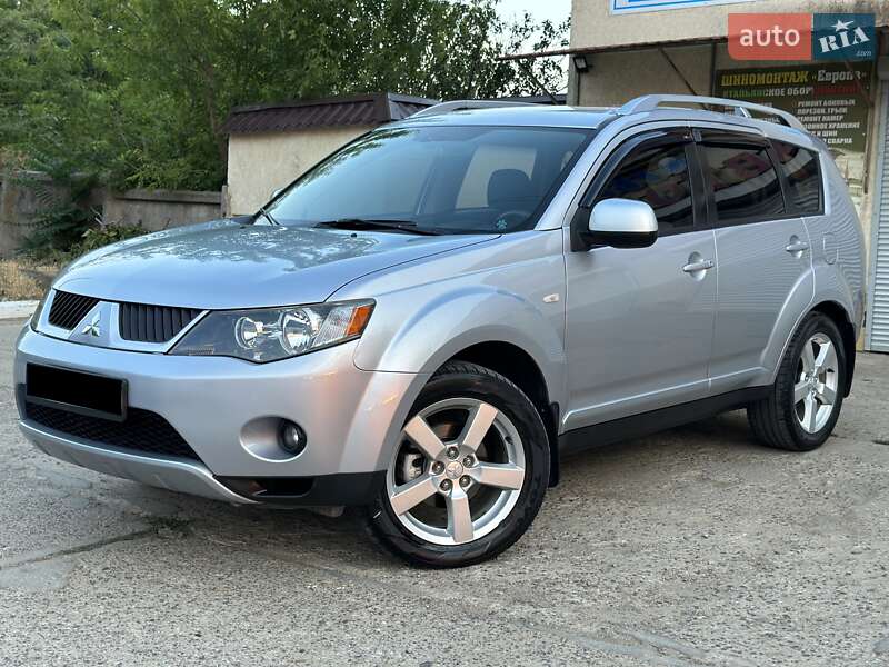 Mitsubishi Outlander 2008