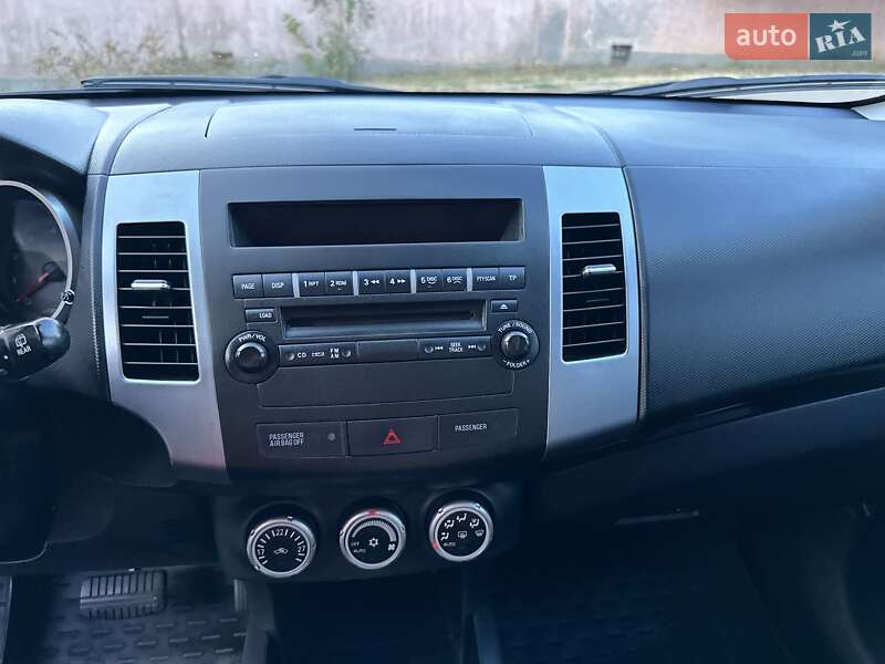 Mitsubishi Outlander 2008