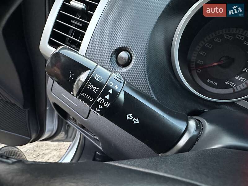 Mitsubishi Outlander 2008