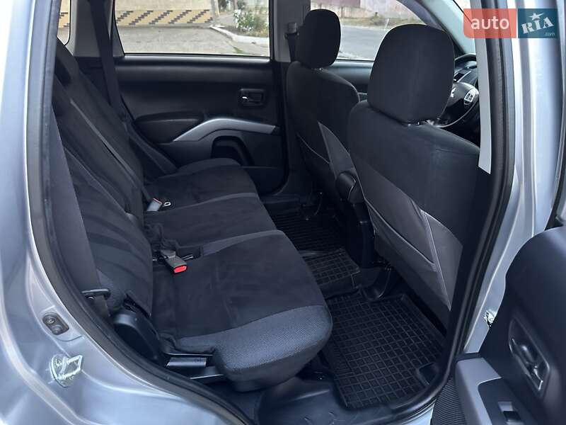 Mitsubishi Outlander 2008