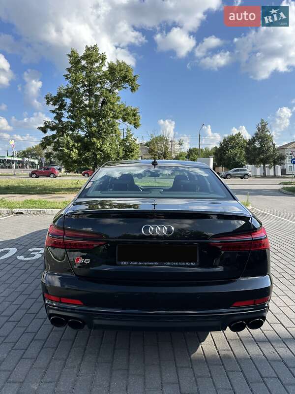 Audi S6 2021