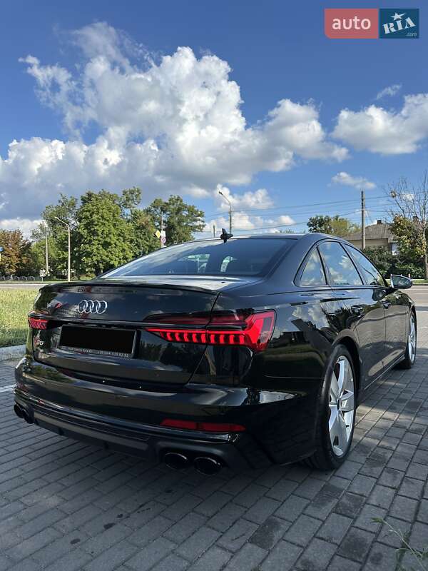 Audi S6 2021