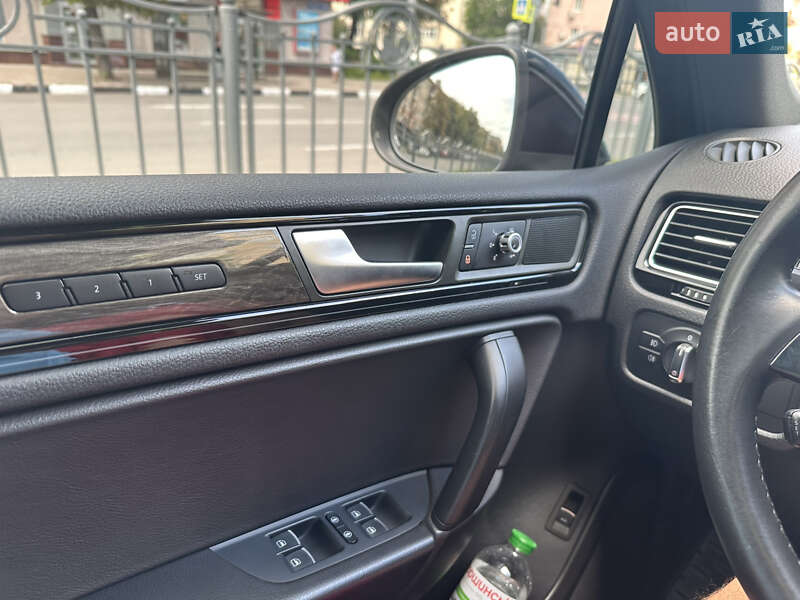 Volkswagen Touareg 2014