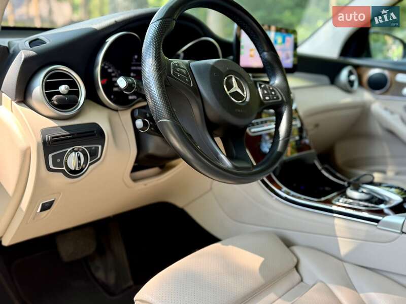 Mercedes-Benz GLC-Class 2016