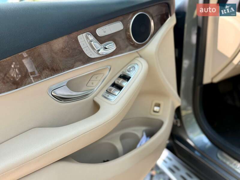 Mercedes-Benz GLC-Class 2016