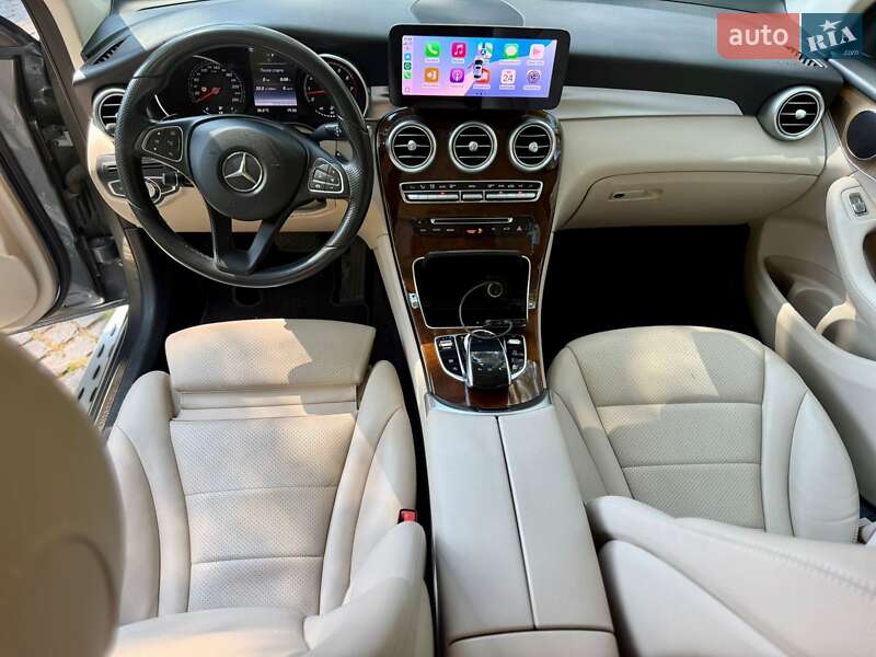 Mercedes-Benz GLC-Class 2016