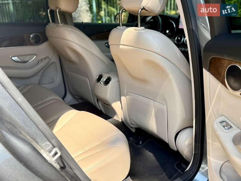 Mercedes-Benz GLC-Class 2016