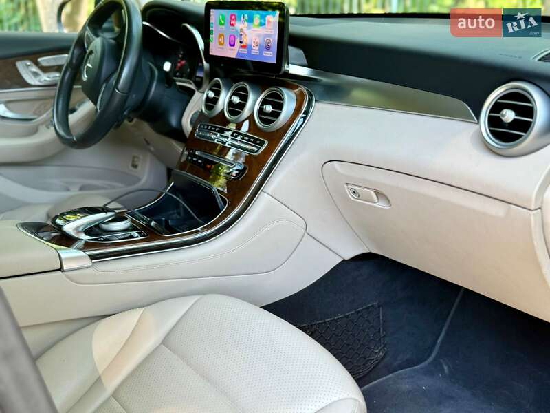 Mercedes-Benz GLC-Class 2016