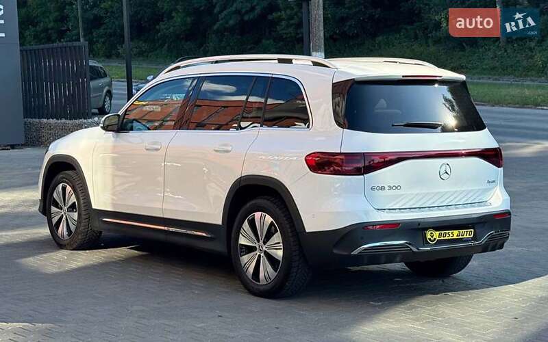 Mercedes-Benz EQB 2024