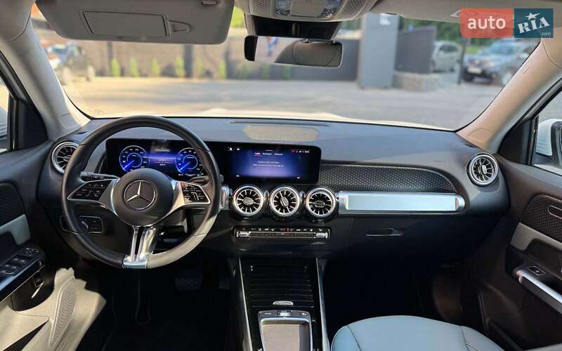 Mercedes-Benz EQB 2024