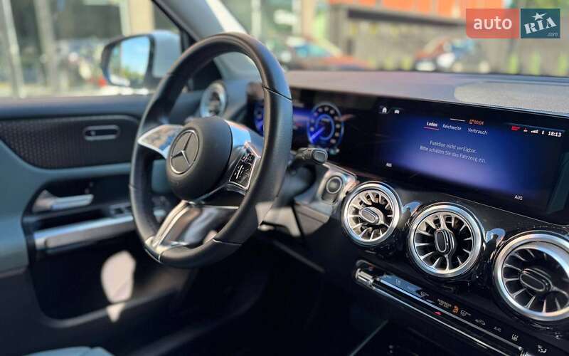 Mercedes-Benz EQB 2024