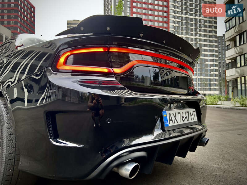 Dodge Charger 2016