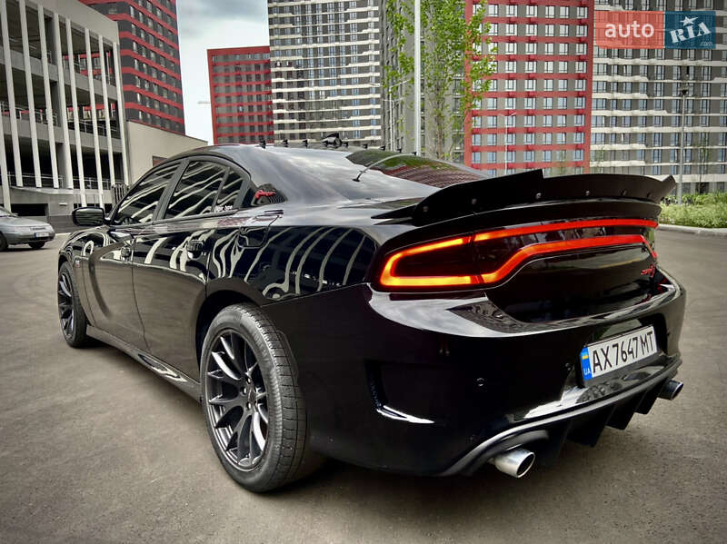 Dodge Charger 2016