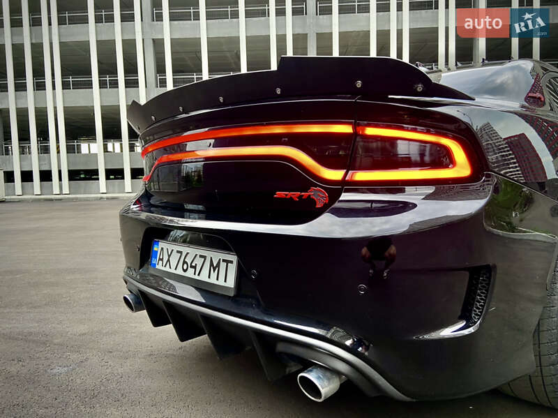 Dodge Charger 2016
