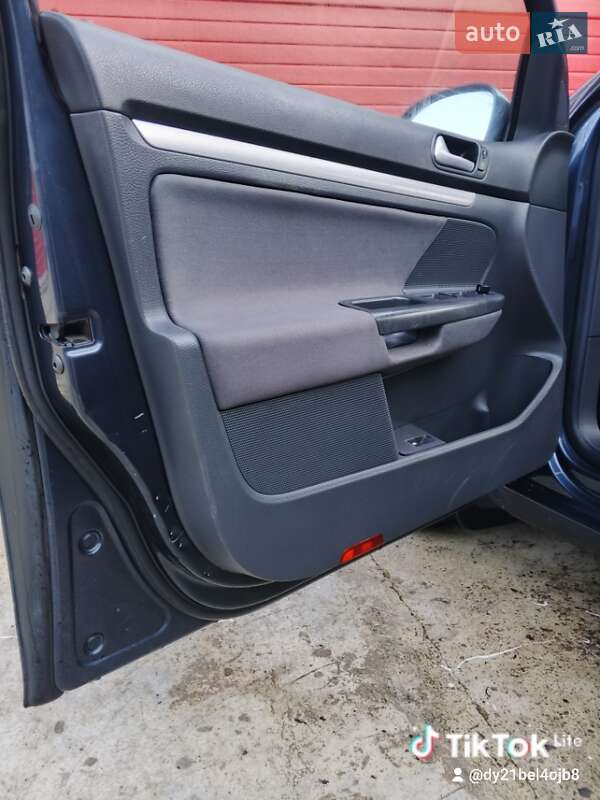 Volkswagen Golf 2007