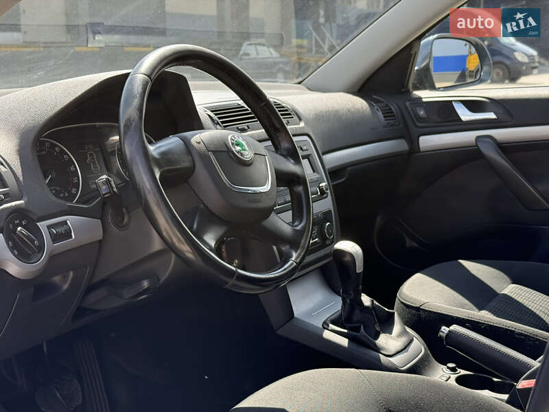 Skoda Octavia 2011