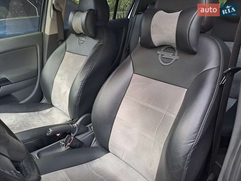 Opel Corsa 2008