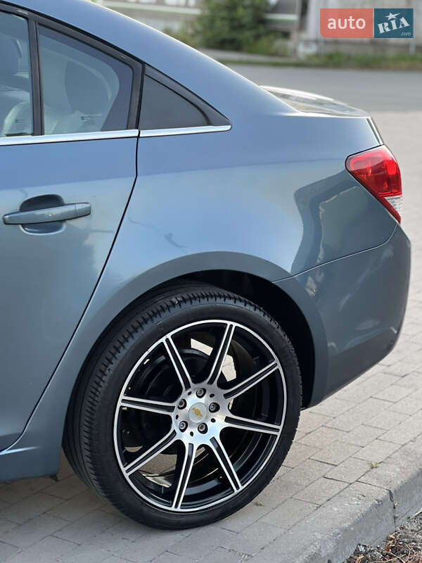 Chevrolet Cruze 2012