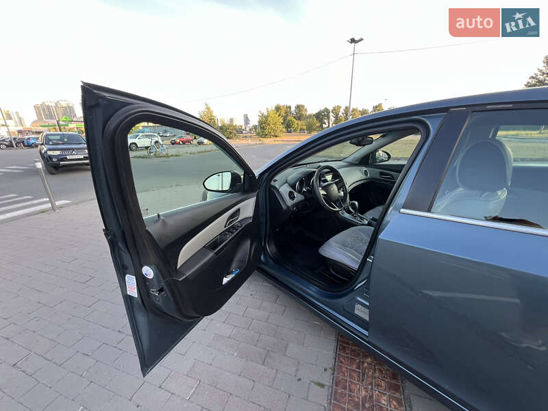 Chevrolet Cruze 2012