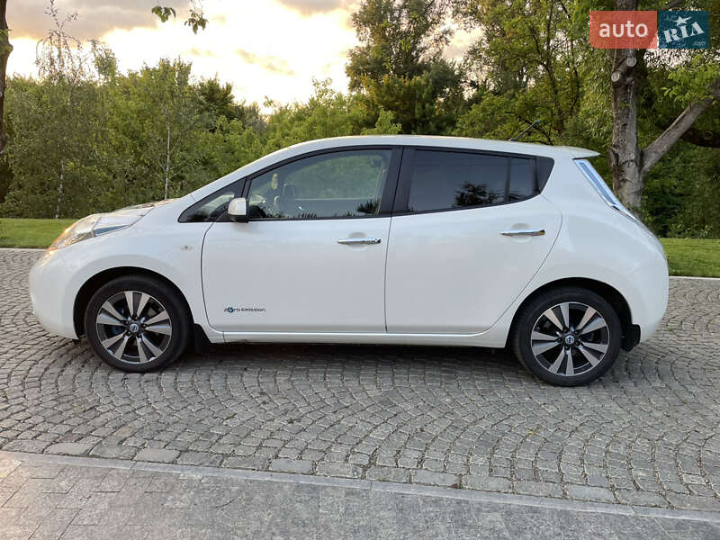 Nissan Leaf 2014