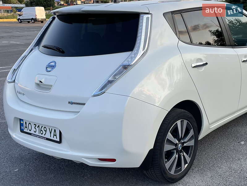 Nissan Leaf 2014