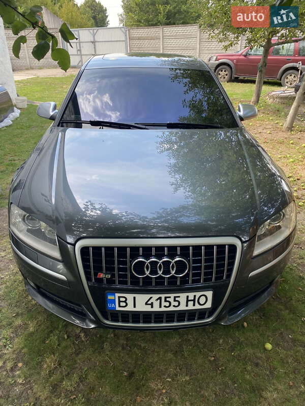 Audi S8 2007
