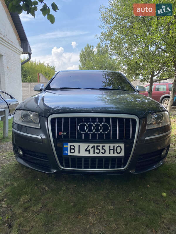 Audi S8 2007