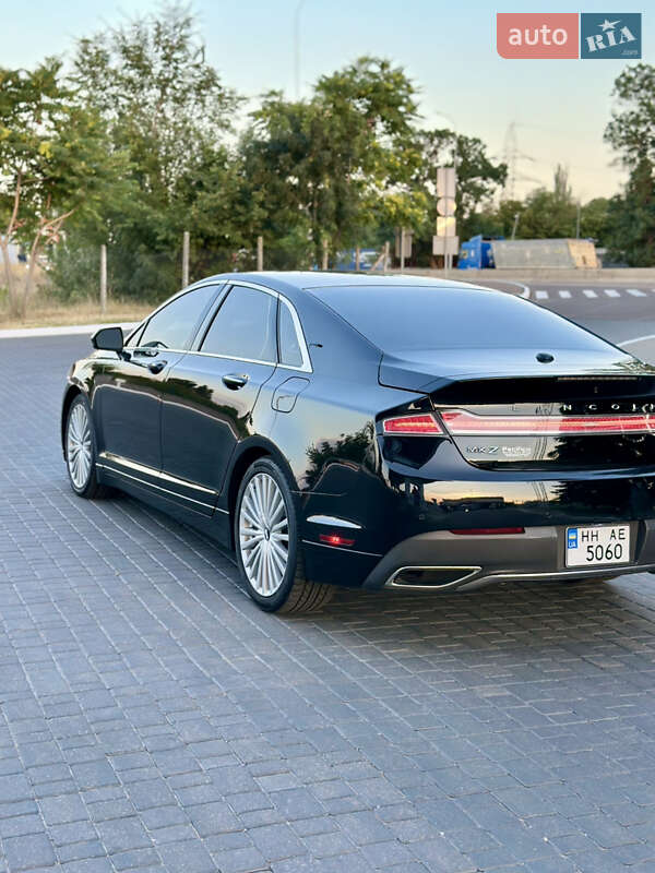 Lincoln MKZ 2016