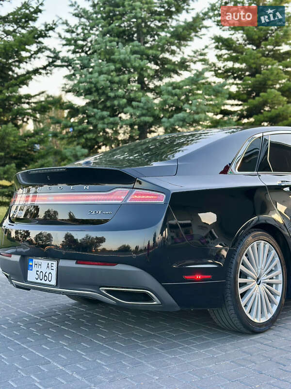 Lincoln MKZ 2016
