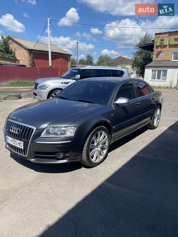 Audi S8 2007