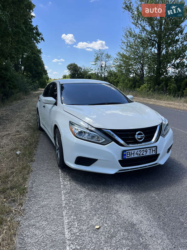 Nissan Altima 2016