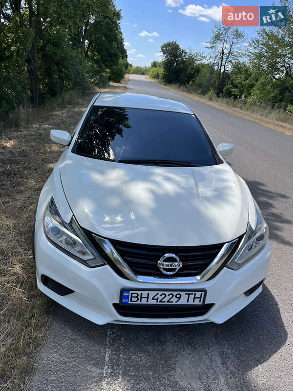 Nissan Altima 2016