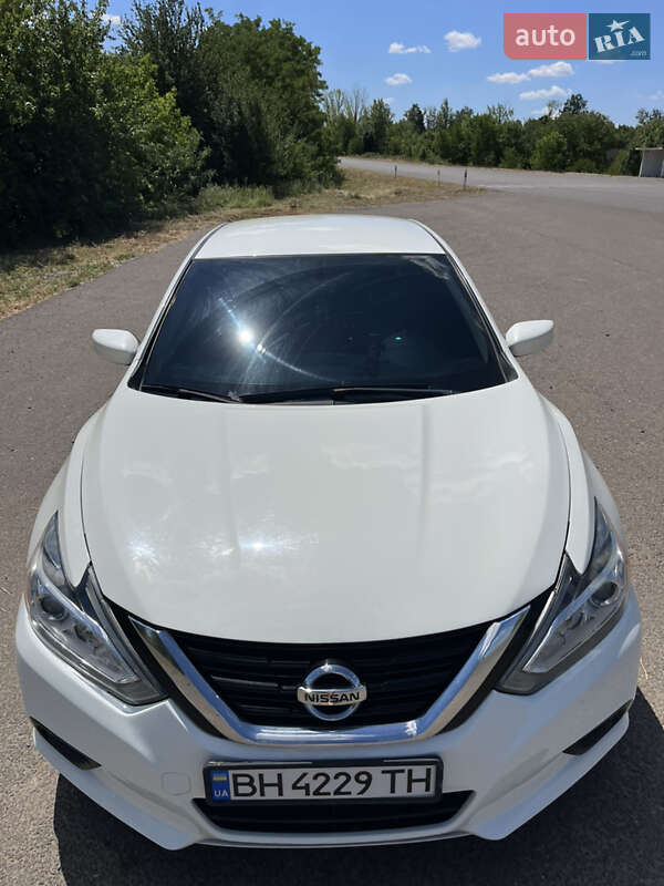 Nissan Altima 2016
