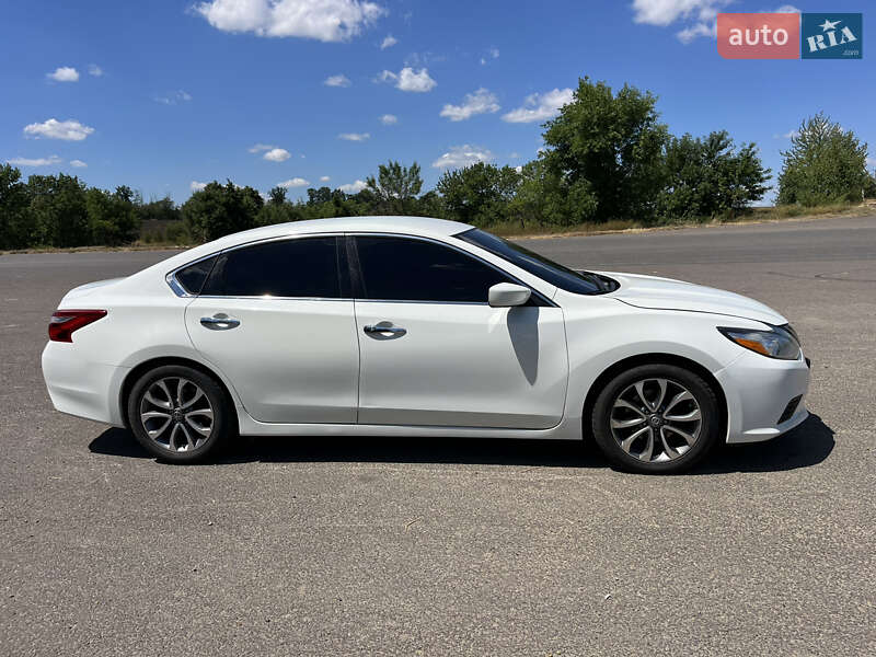 Nissan Altima 2016