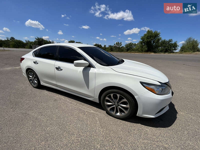 Nissan Altima 2016