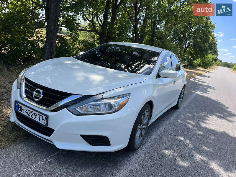 Nissan Altima 2016