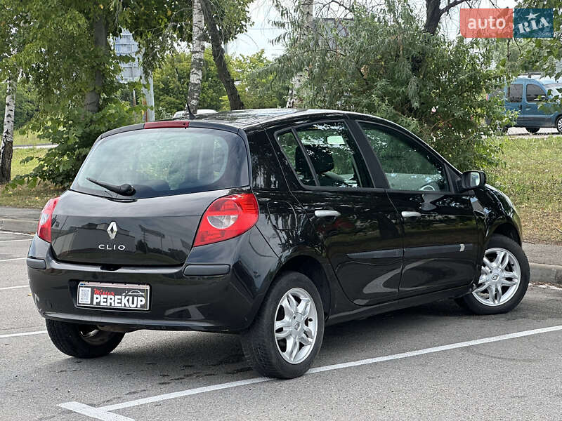 Renault-19